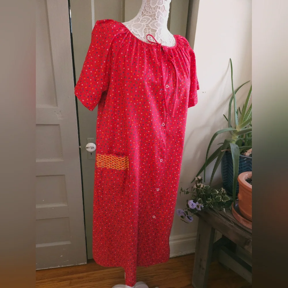 Vintage 80s Red Floral Snap Smock Craft House Dress Apron Womens Large - Picture 2 of 14